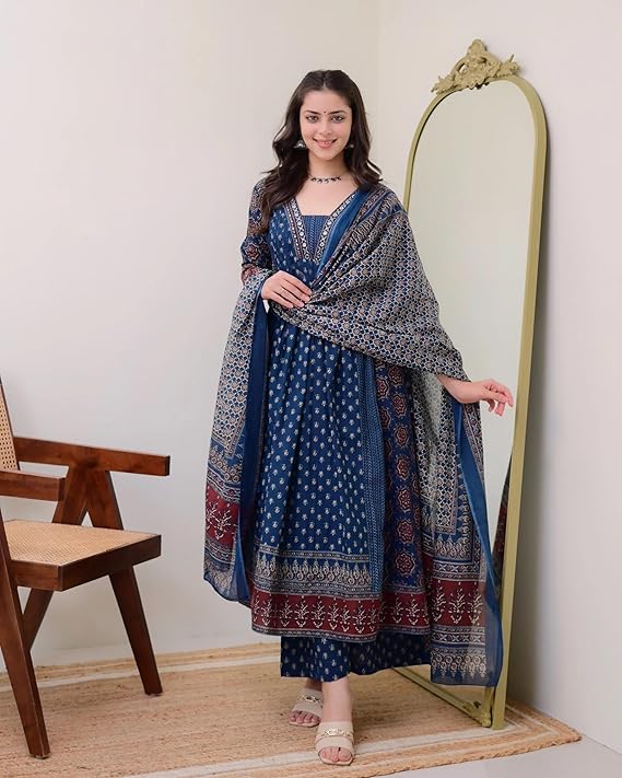klosia women's rayon printed anarkali kurta and pant with dupatta set klosia women's rayon printed anarkali kurta and pant with dupatta set