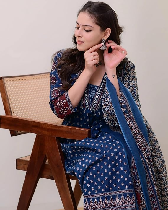 klosia women's rayon printed anarkali kurta and pant with dupatta set klosia women's rayon printed anarkali kurta and pant with dupatta set